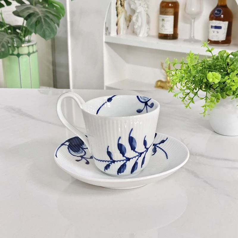 Set Cangkir dan Piring Kopi Bo - Coffee Tea Love ulasan dan harga